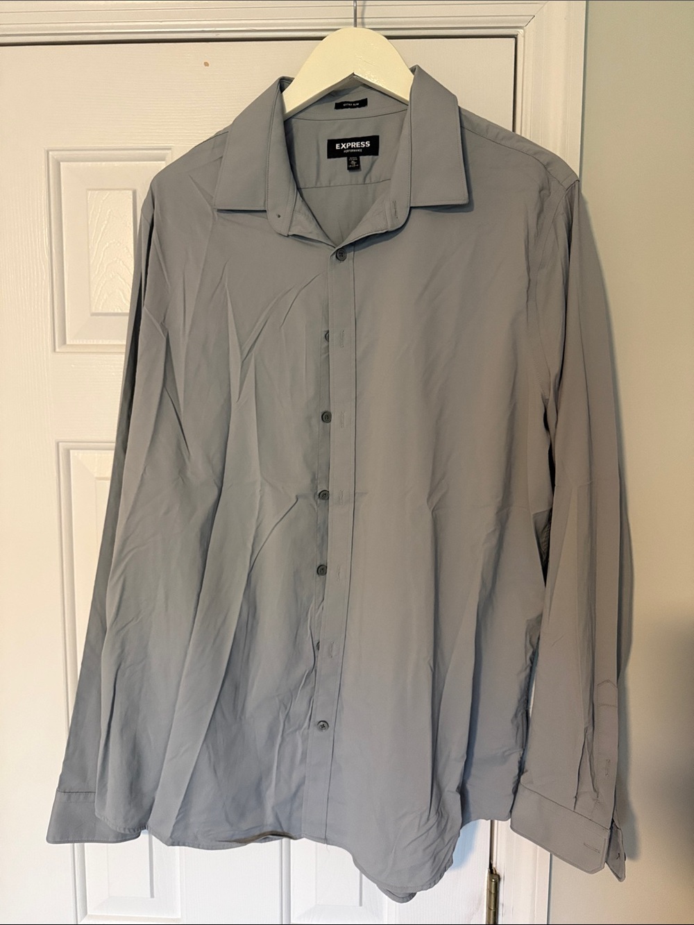 Express Men's Gray Long-Sleeve Dress Shirt